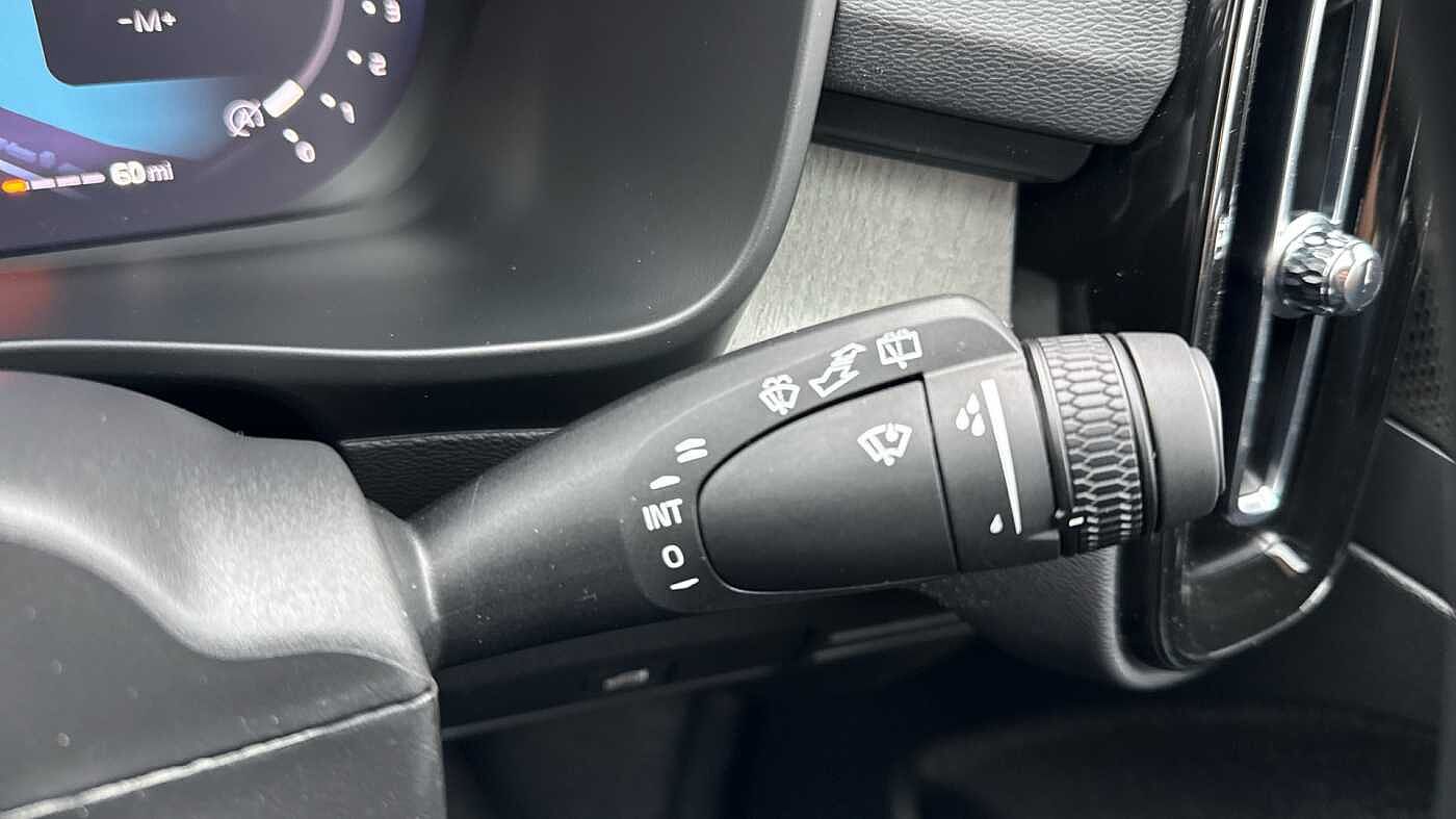 Used Volvo XC40 2025 for sale - 78035964: Photo 23