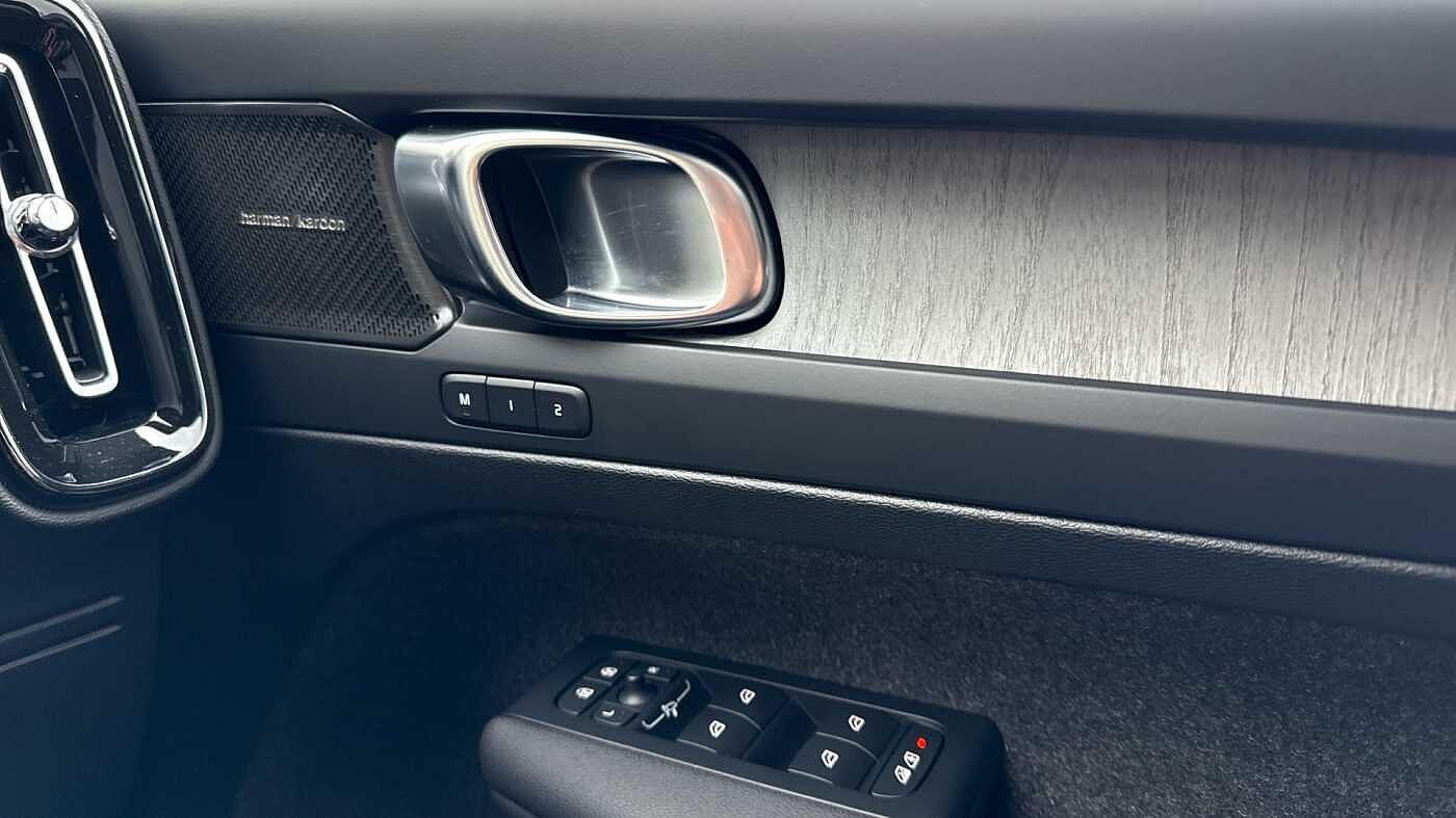 Used Volvo XC40 2025 for sale - 78035964: Photo 29