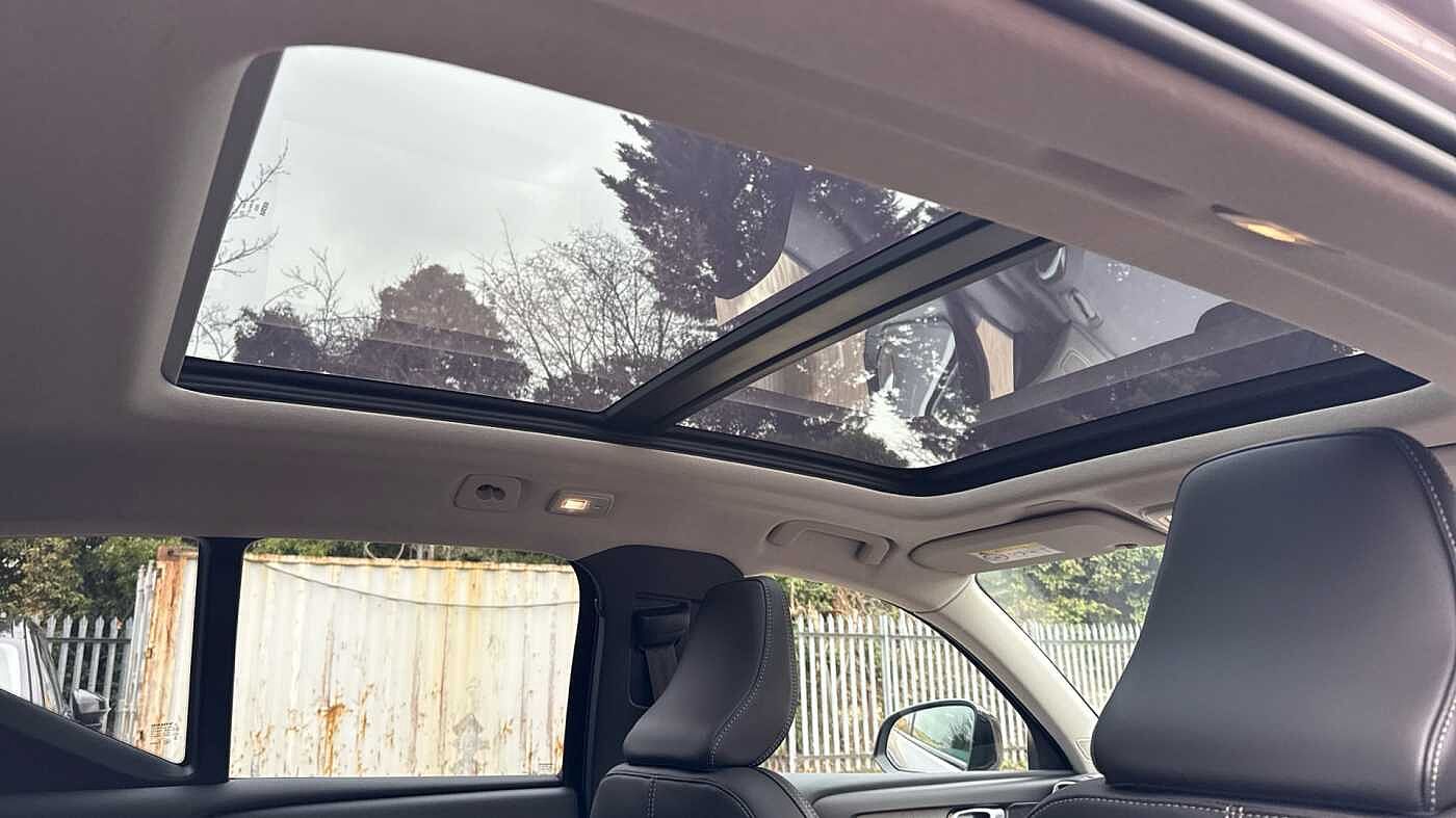 Used Volvo XC40 2025 for sale - 78035964: Photo 42