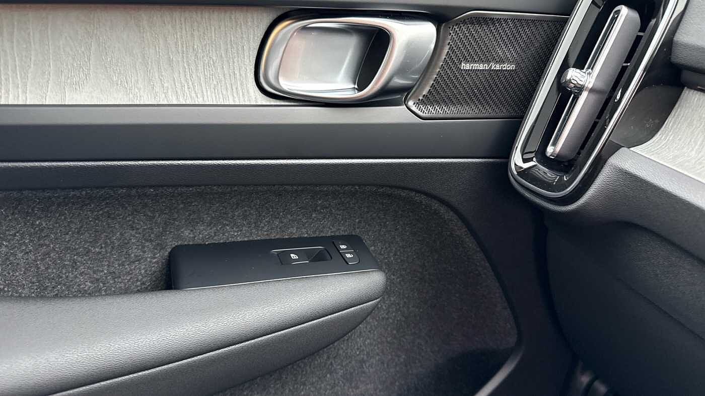 Used Volvo XC40 2025 for sale - 78035964: Photo 49