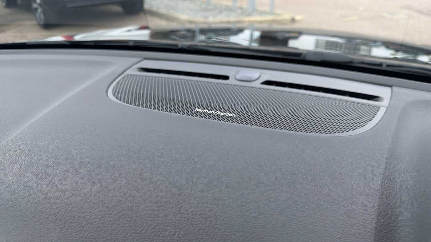 Used Volvo XC40 2023 for sale - 78035955: Photo 25