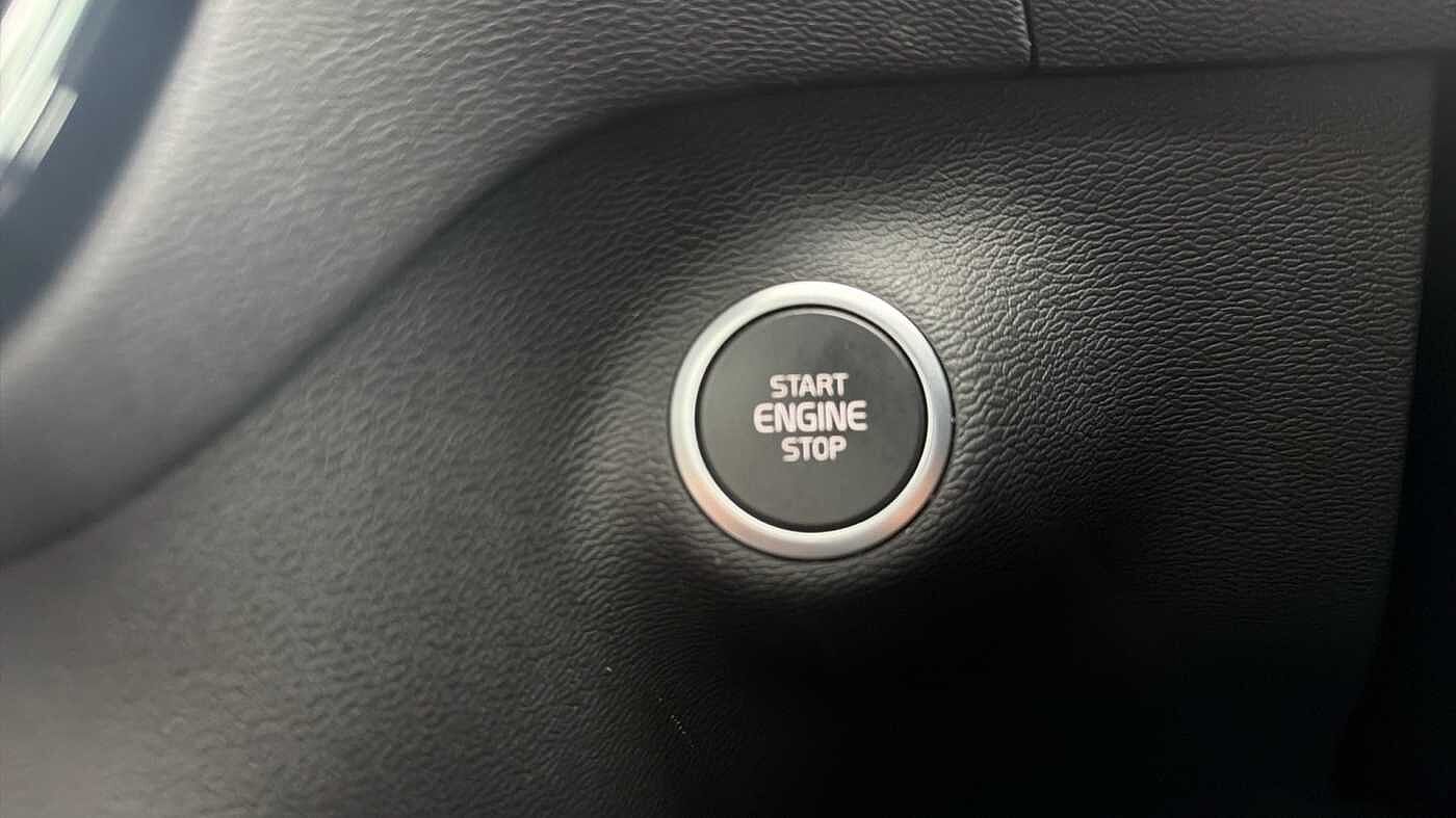 Used Volvo XC40 2023 for sale - 78035955: Photo 27