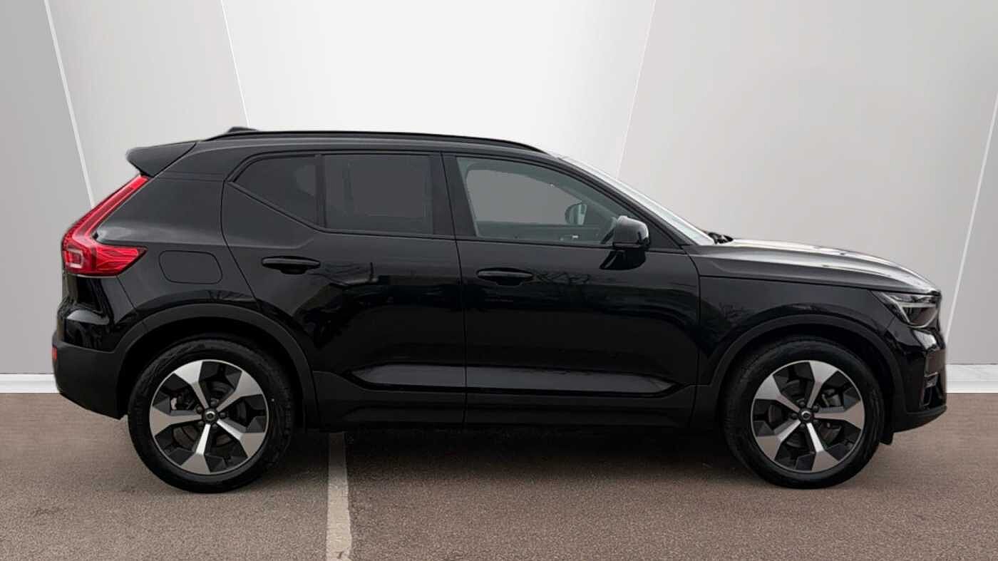 Used Volvo XC40 2023 for sale - 78035955: Photo 3