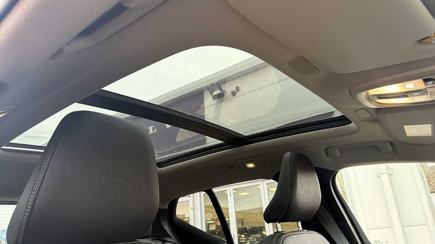 Used Volvo XC40 2023 for sale - 78035955: Photo 31