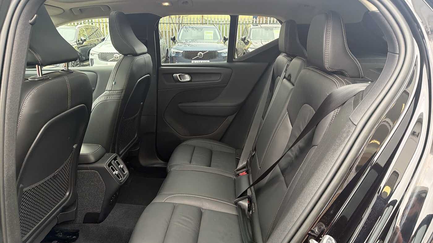 Used Volvo XC40 2023 for sale - 78035955: Photo 33