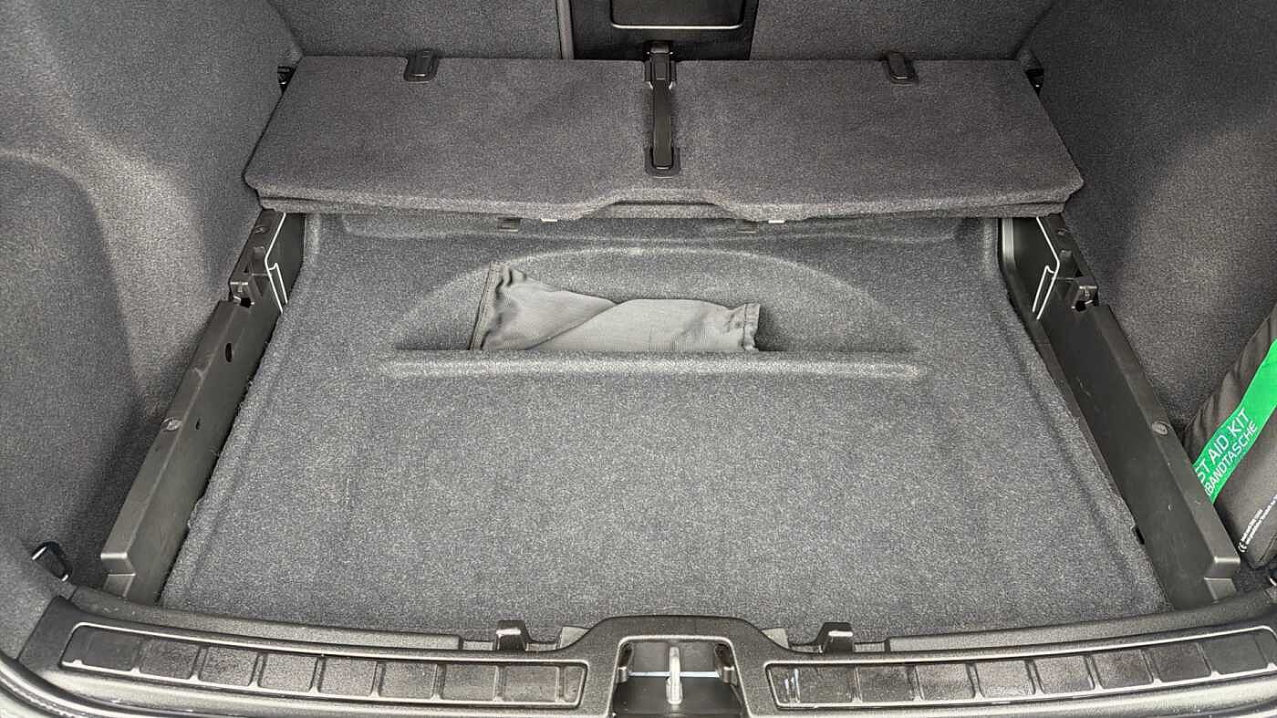 Used Volvo XC40 2023 for sale - 78035955: Photo 38