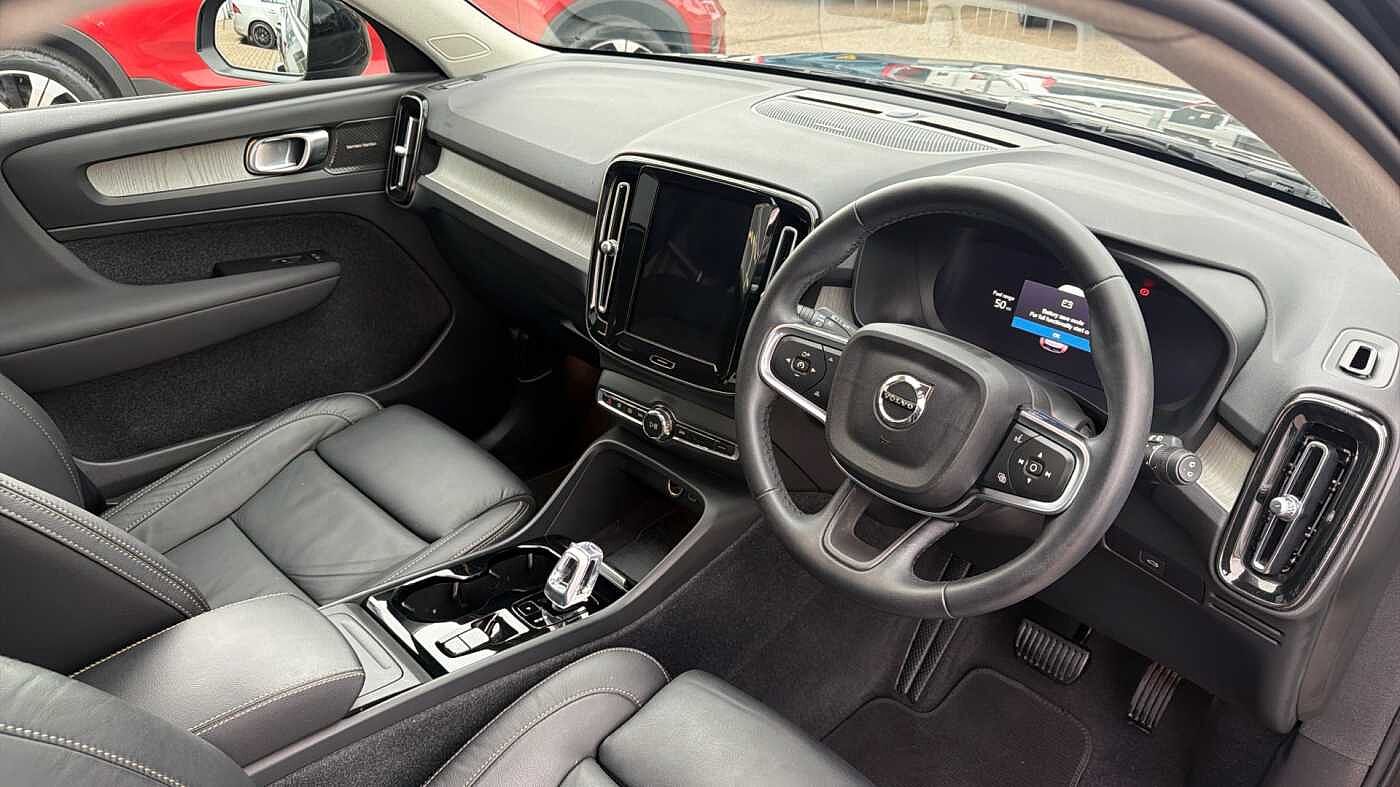 Used Volvo XC40 2023 for sale - 78035955: Photo 5