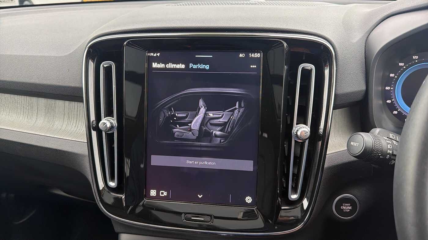 Used Volvo XC40 2023 for sale - 78035955: Photo 50