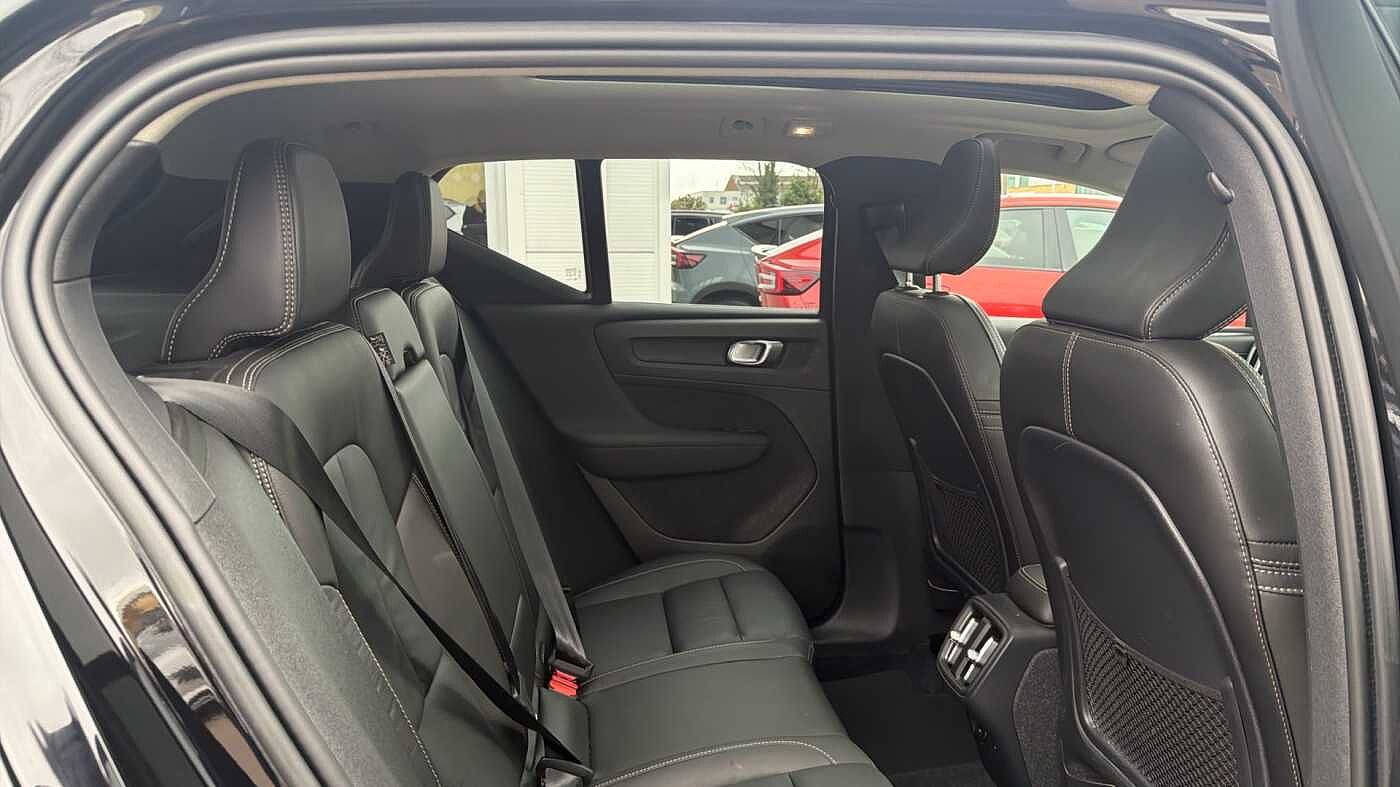 Used Volvo XC40 2023 for sale - 78035955: Photo 8