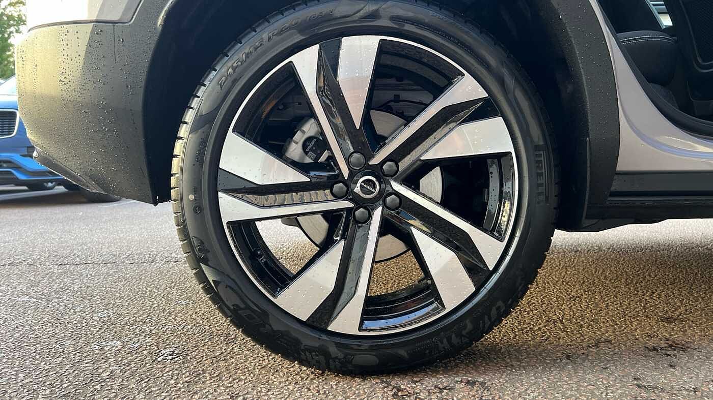 Used Volvo XC40 2025 for sale - 78035940: Photo 11