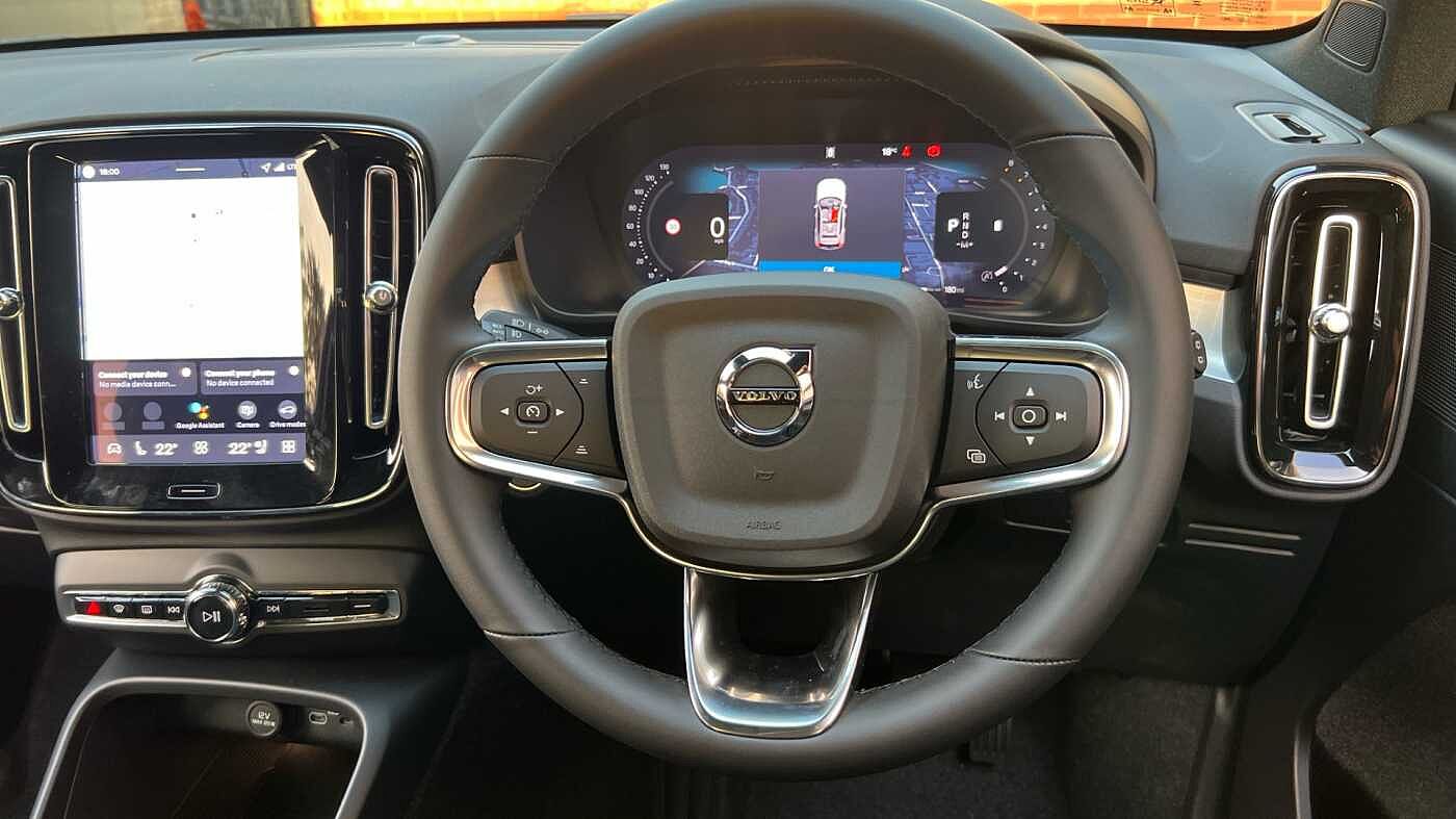 Used Volvo XC40 2025 for sale - 78035940: Photo 12