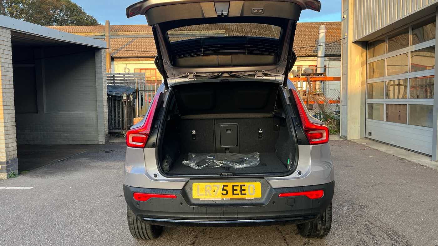 Used Volvo XC40 2025 for sale - 78035940: Photo 15