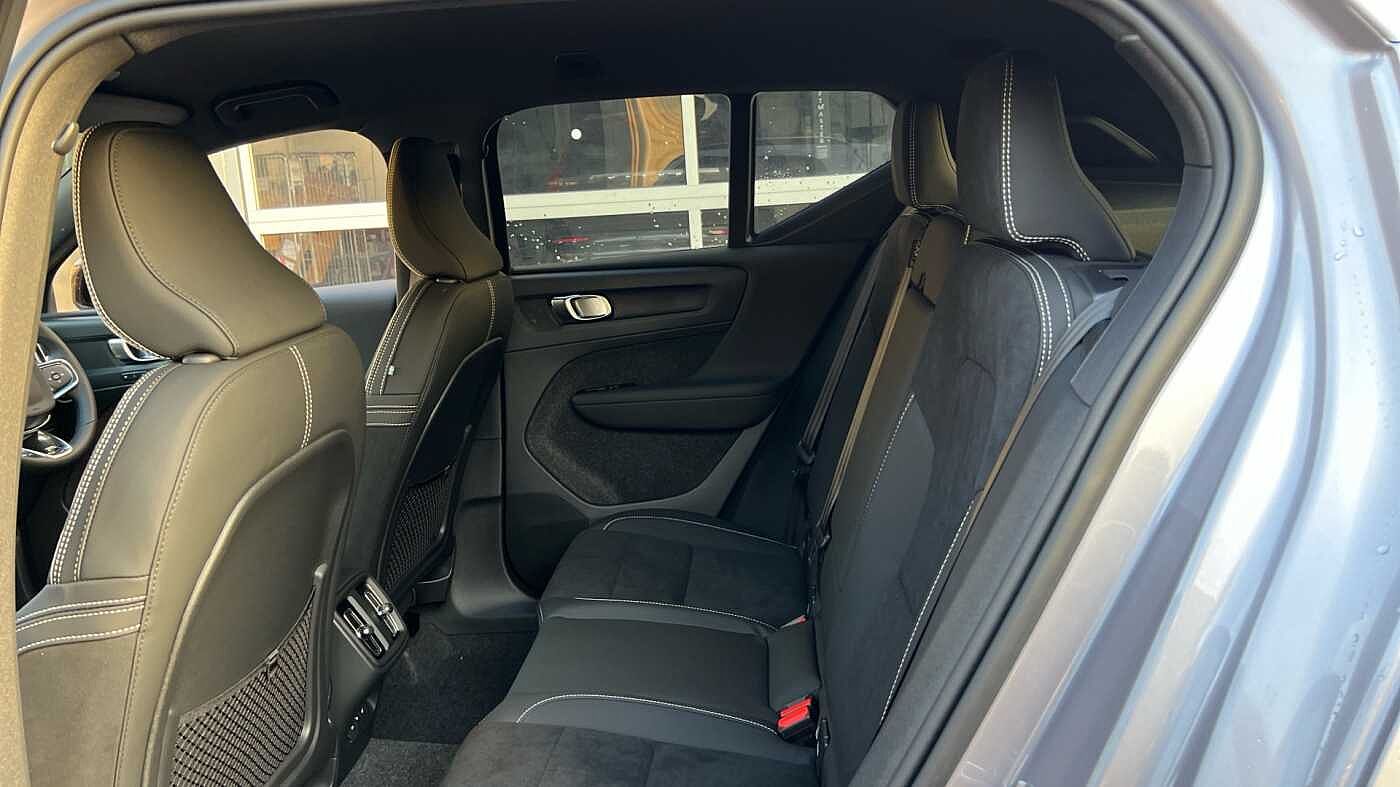 Used Volvo XC40 2025 for sale - 78035940: Photo 33