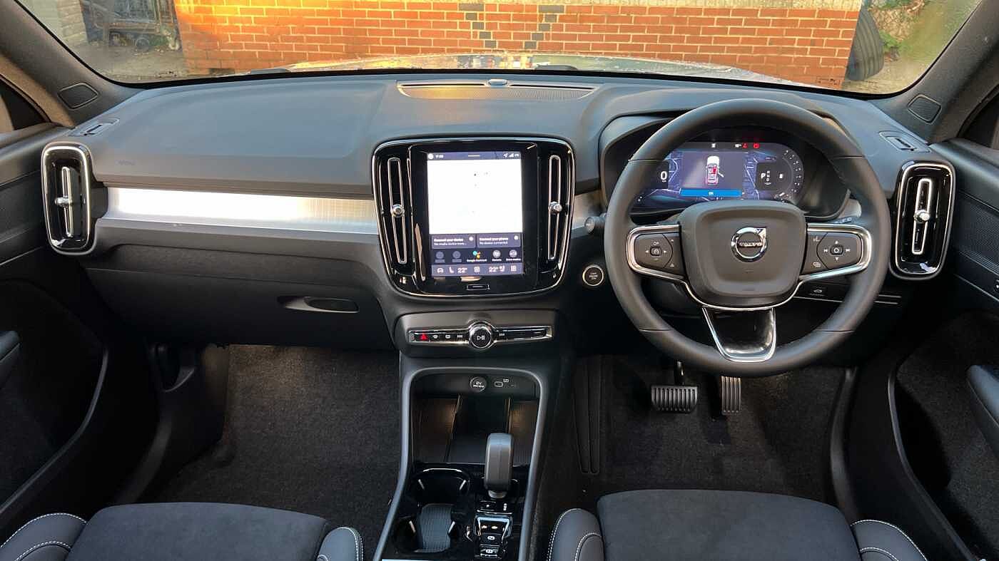 Used Volvo XC40 2025 for sale - 78035940: Photo 6