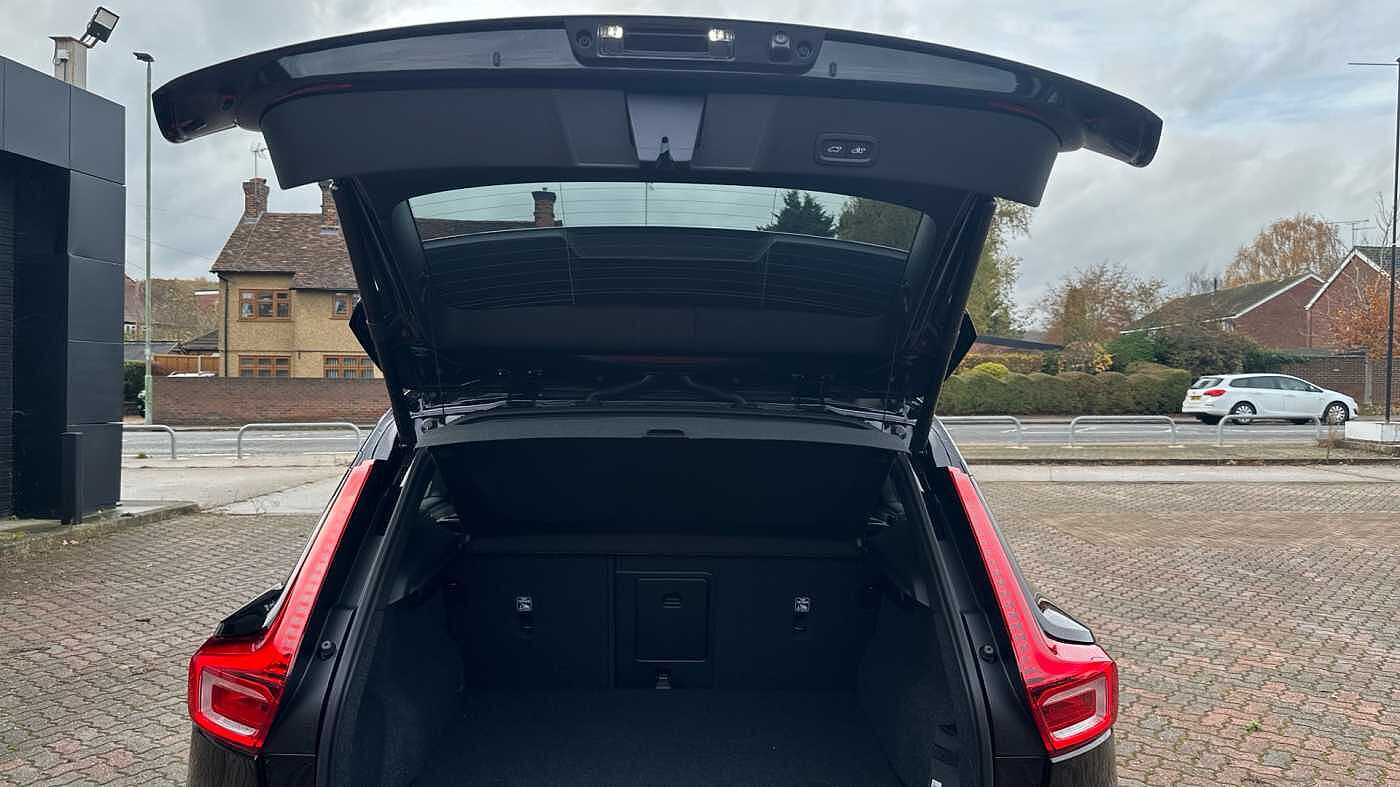 Used Volvo EX40 2025 for sale - 78035945: Photo 15