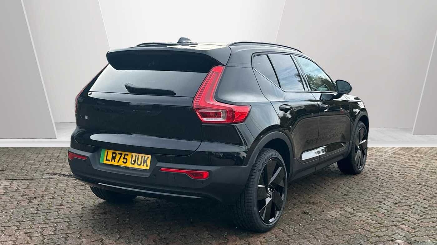 Used Volvo EX40 2025 for sale - 78035945: Photo 2