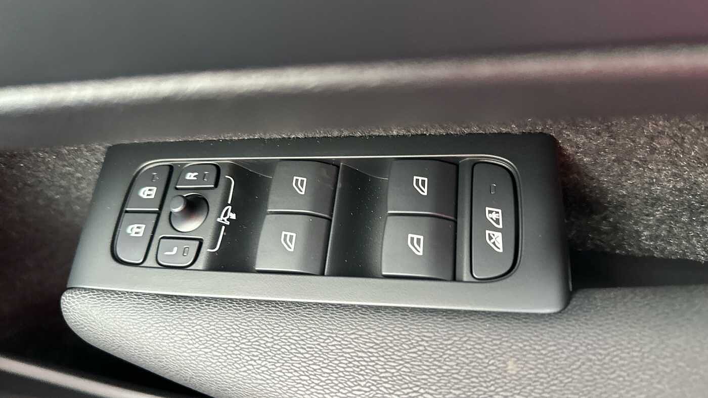 Used Volvo EX40 2025 for sale - 78035945: Photo 22