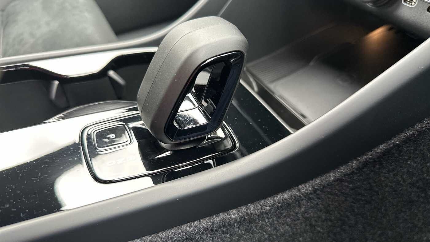 Used Volvo EX40 2025 for sale - 78035945: Photo 25