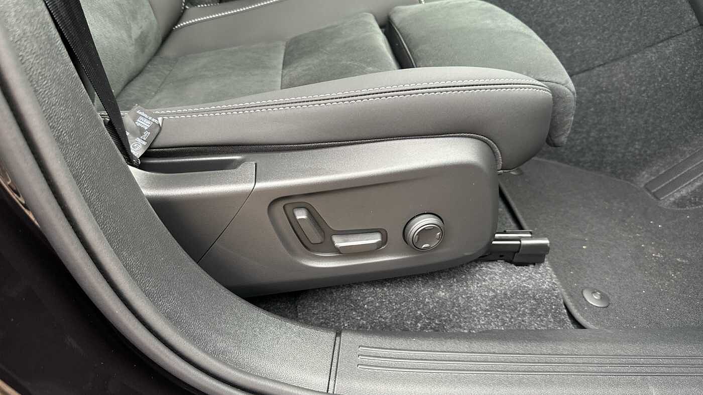 Used Volvo EX40 2025 for sale - 78035945: Photo 28