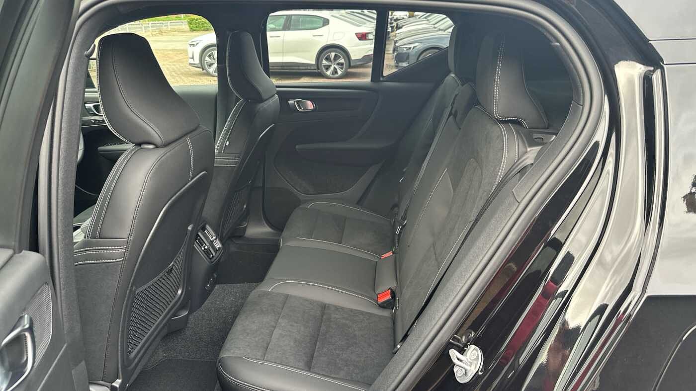 Used Volvo EX40 2025 for sale - 78035945: Photo 30