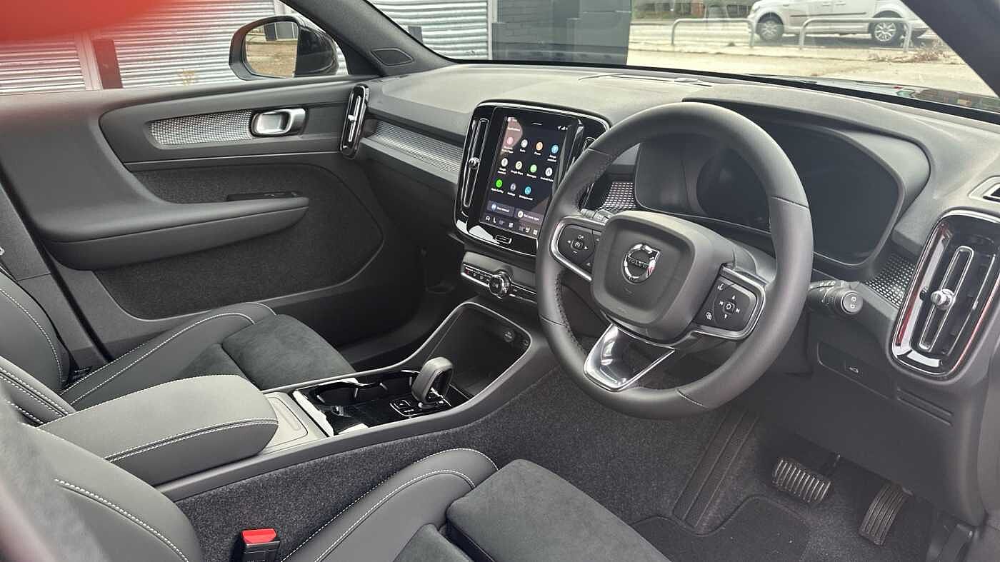 Used Volvo EX40 2025 for sale - 78035945: Photo 5