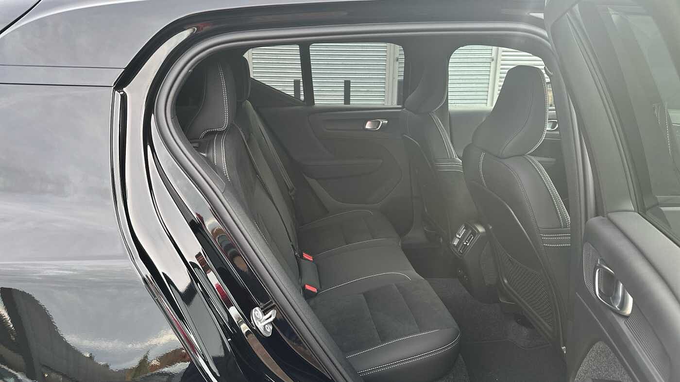 Used Volvo EX40 2025 for sale - 78035945: Photo 8