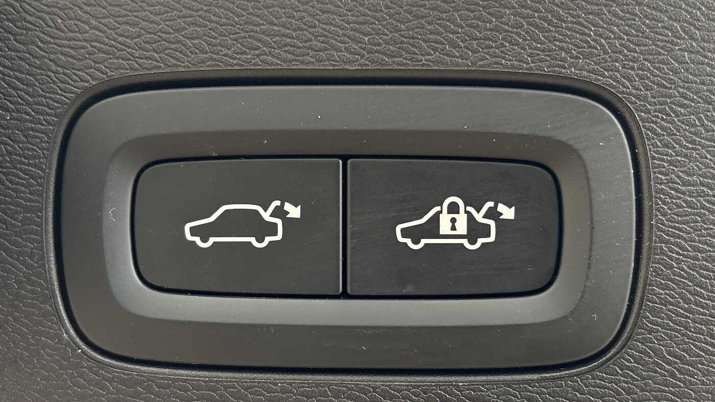 Used Volvo XC60 2025 for sale - 78055276: Photo 19