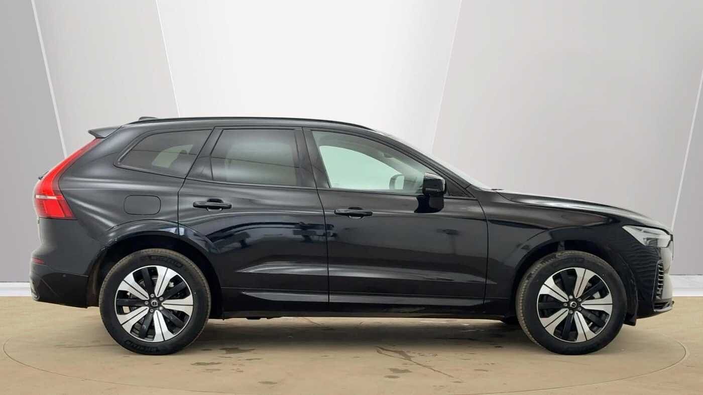 Used Volvo XC60 2025 for sale - 78055276: Photo 2