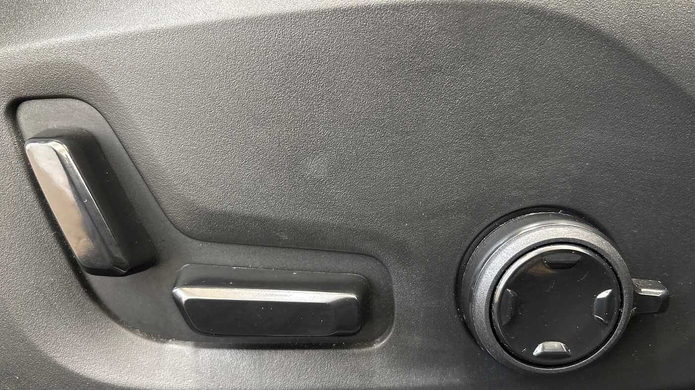 Used Volvo XC60 2025 for sale - 78055276: Photo 28