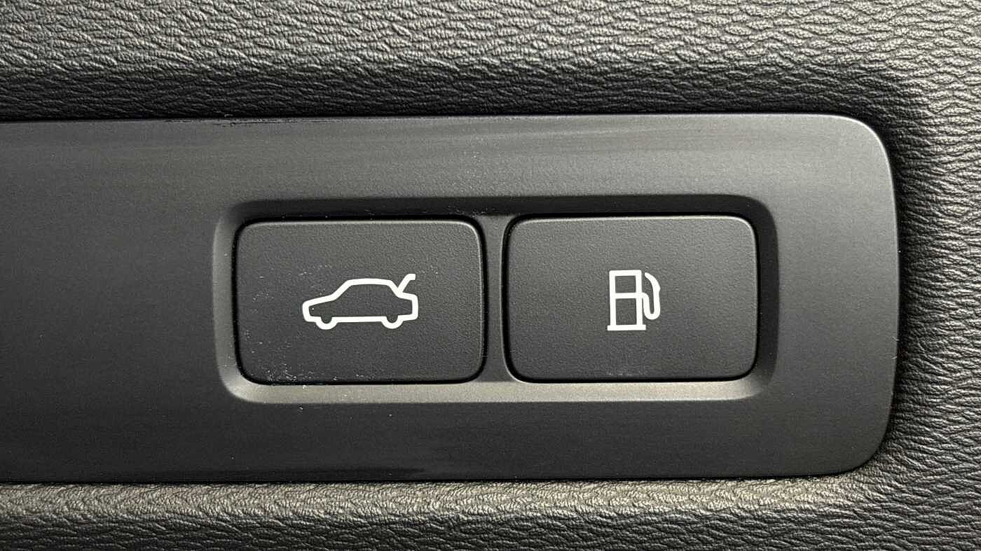 Used Volvo XC60 2025 for sale - 78055276: Photo 30