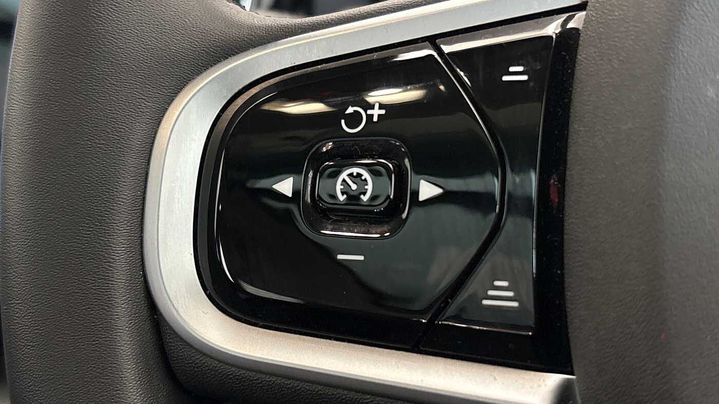 Used Volvo XC60 2025 for sale - 78055276: Photo 31