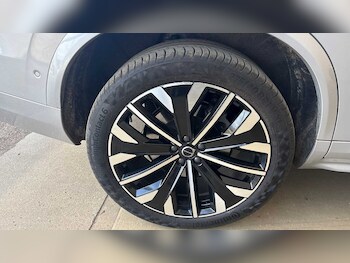 Used Volvo XC90 2025 for sale - 78328877: Photo