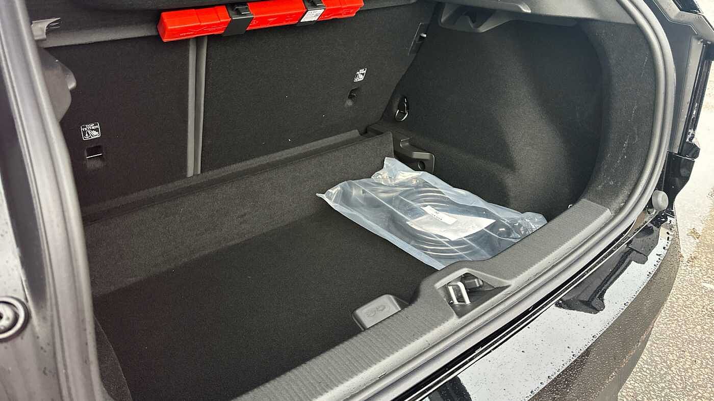 Used Volvo EX30 2025 for sale - 78035934: Photo 38