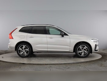 Used Volvo XC60 2022 for sale - 78343999: Photo