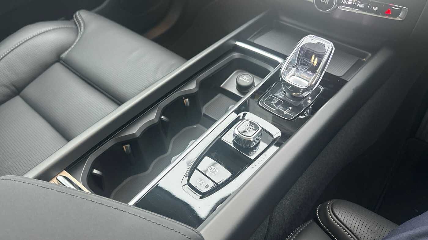 Used Volvo XC60 2025 for sale - 78035935: Photo 27