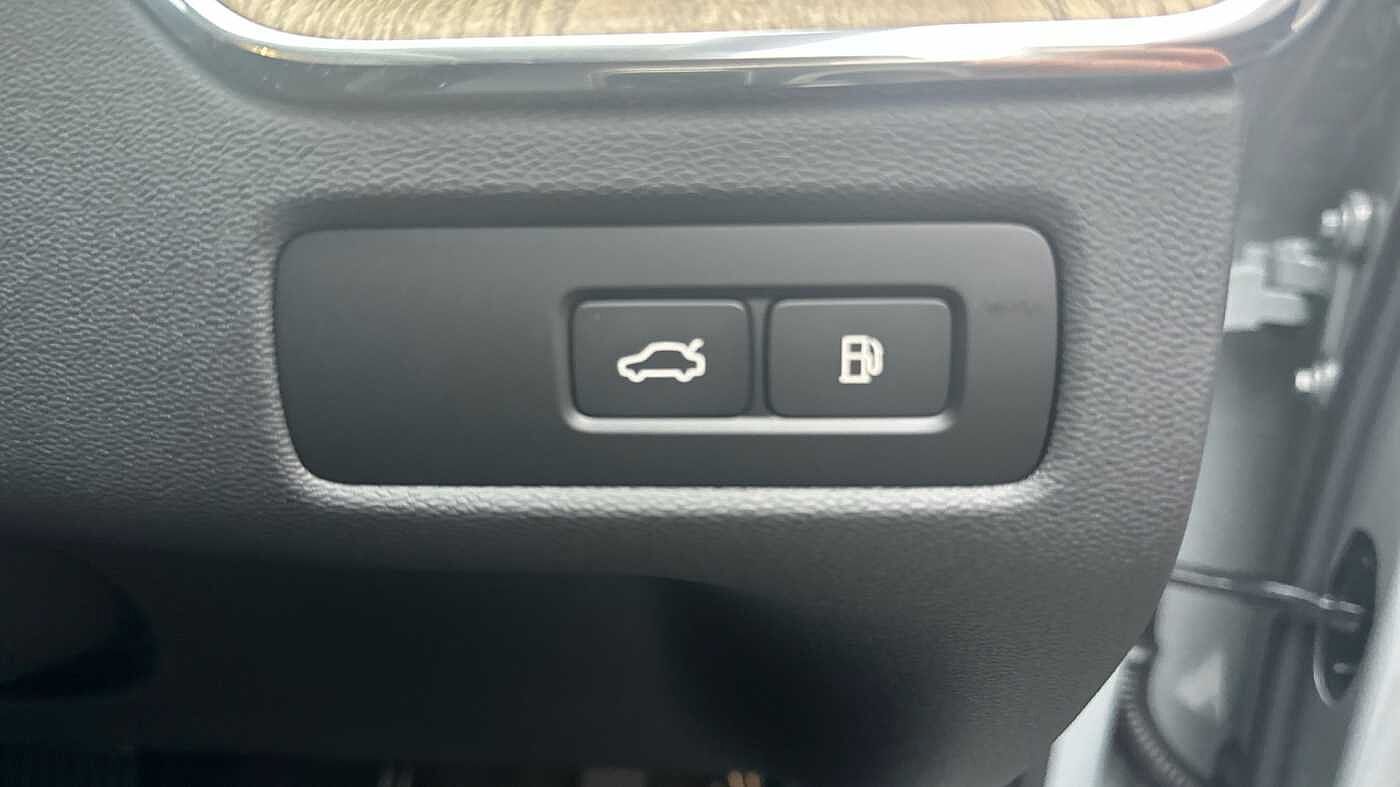 Used Volvo XC60 2025 for sale - 78035935: Photo 36