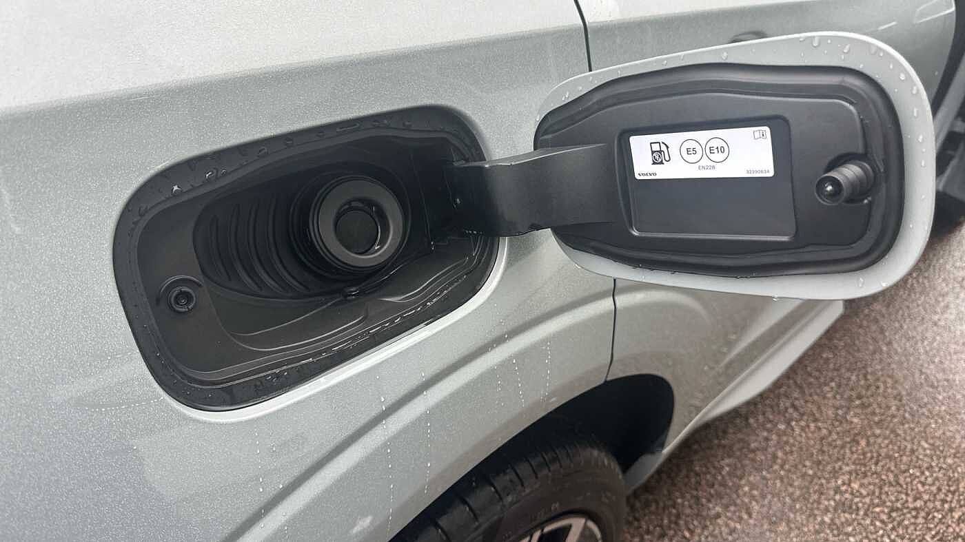 Used Volvo XC60 2025 for sale - 78035935: Photo 37