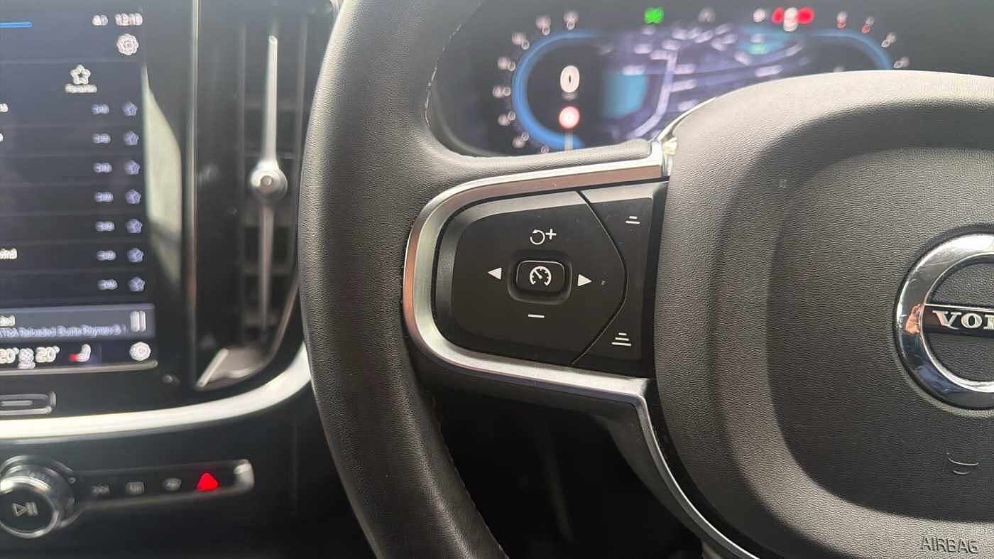 Used Volvo V60 2023 for sale - 78035958: Photo 21