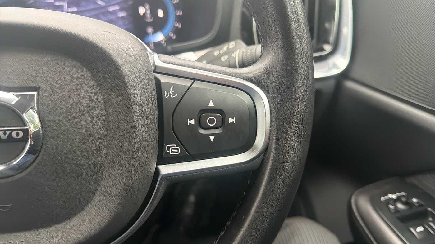 Used Volvo V60 2023 for sale - 78035958: Photo 22