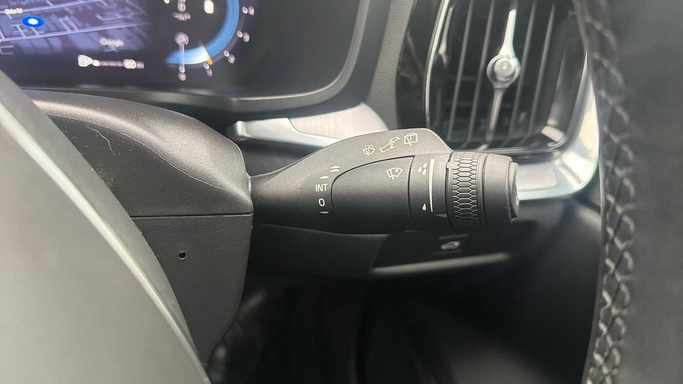 Used Volvo V60 2023 for sale - 78035958: Photo 23