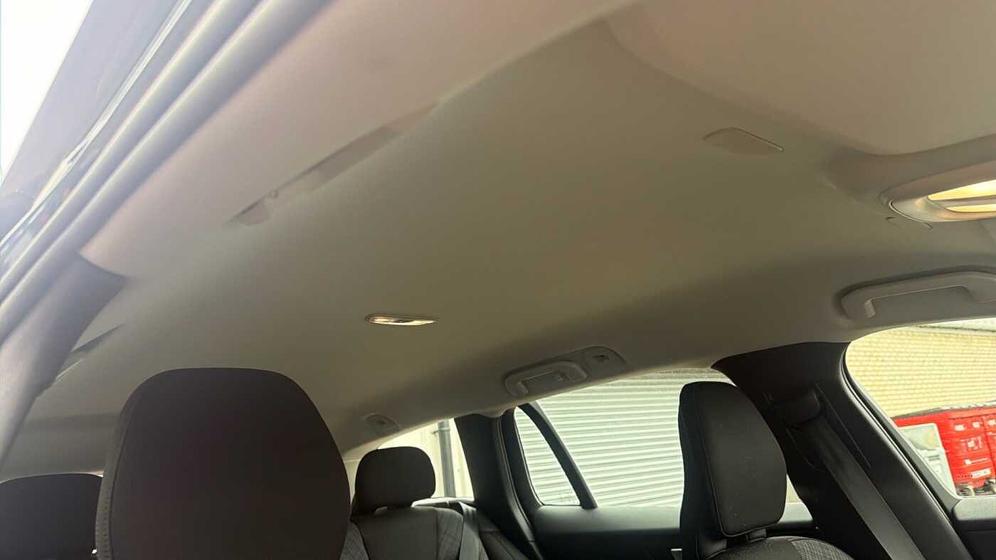 Used Volvo V60 2023 for sale - 78035958: Photo 31