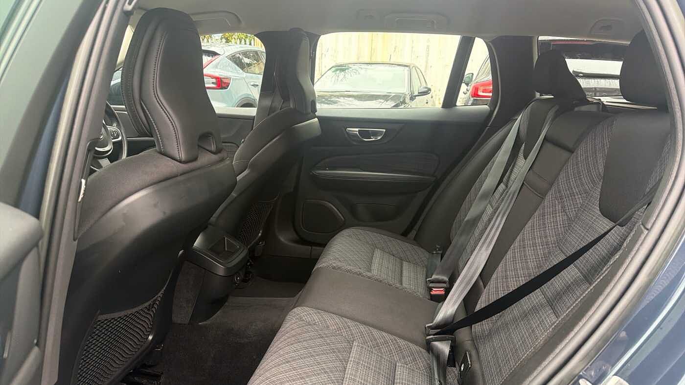Used Volvo V60 2023 for sale - 78035958: Photo 33