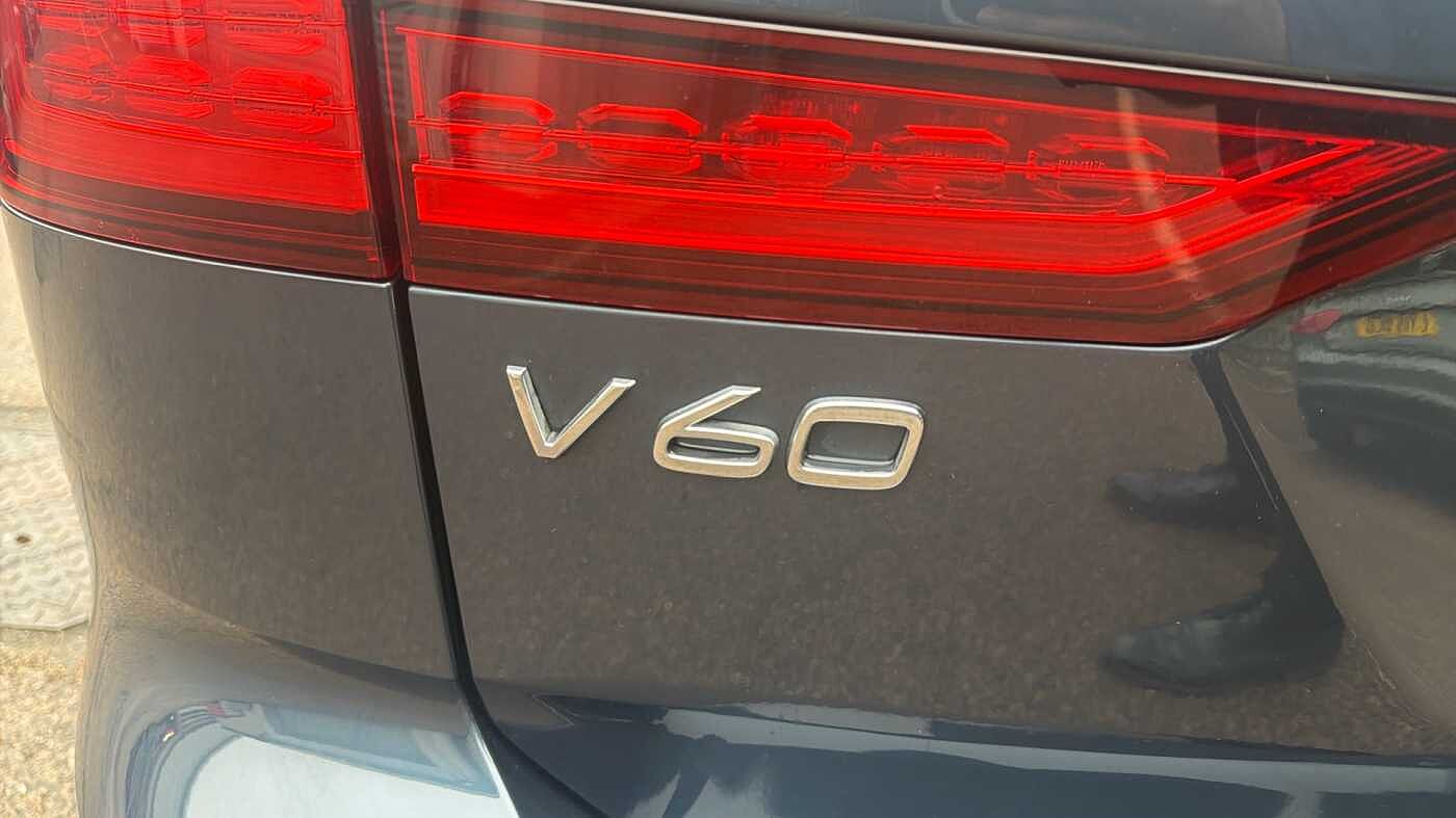 Used Volvo V60 2023 for sale - 78035958: Photo 39