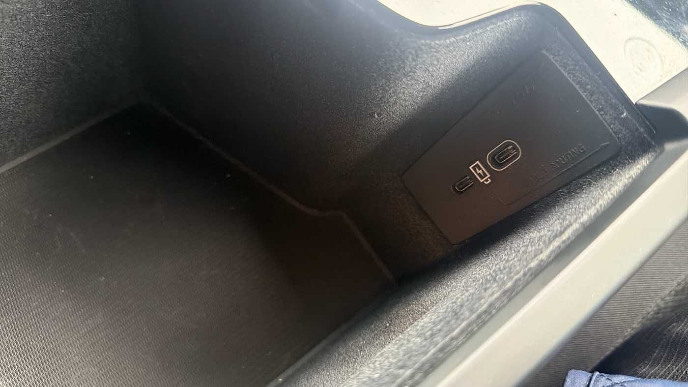 Used Volvo V60 2023 for sale - 78035958: Photo 49