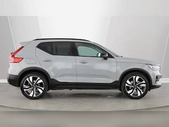 Used Volvo XC40 2025 for sale - 79640569: Photo