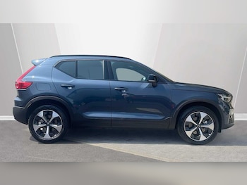 Used Volvo XC40 2026 for sale - 79257856: Photo