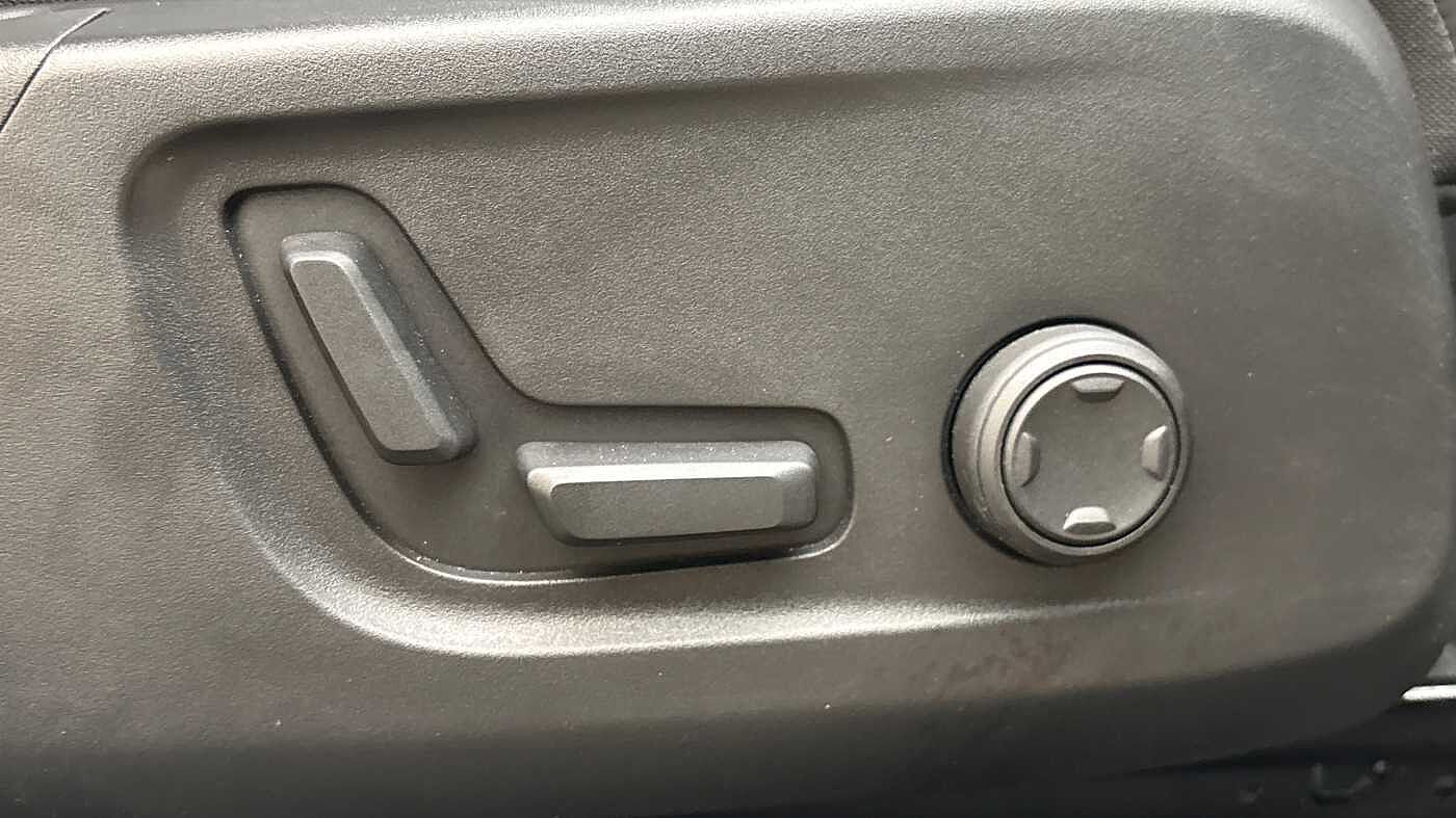 Used Volvo XC40 2025 for sale - 78035969: Photo 26