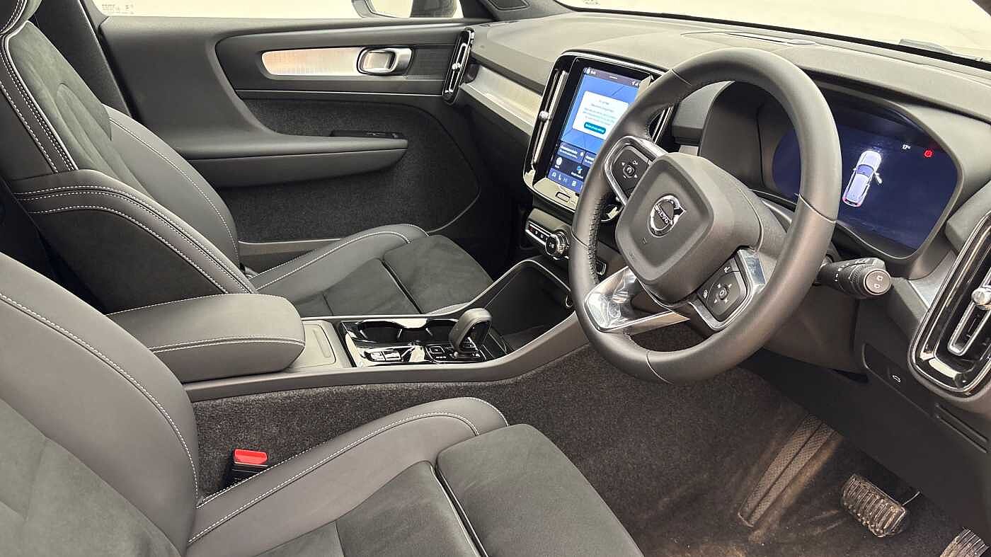 Used Volvo XC40 2025 for sale - 78035969: Photo 9