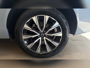 Used Volvo XC60 2025 for sale - 78456499: Photo