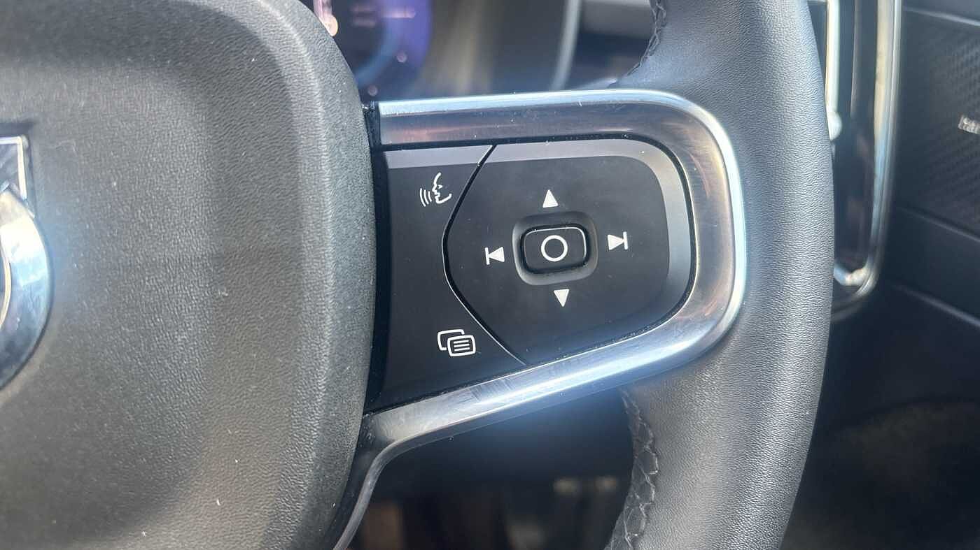 Used Volvo XC40 2022 for sale - 78035950: Photo 23